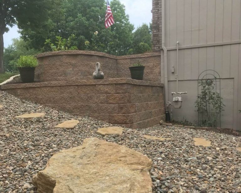 5 Things Every Kansas City, Missouri Homeowner Should Know Before Building A Retaining Wall
